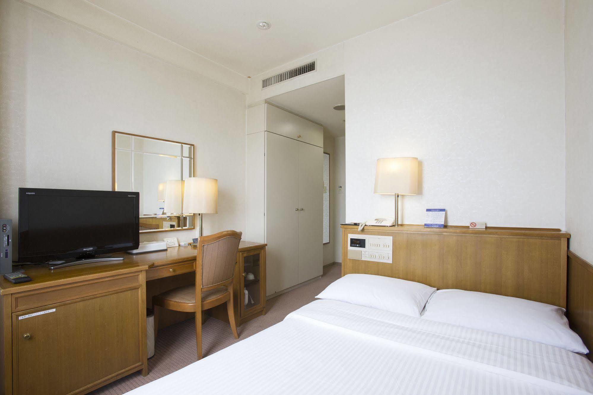 Tetoranze Makuhari Inagekaigan Hotel Chiba Exterior foto
